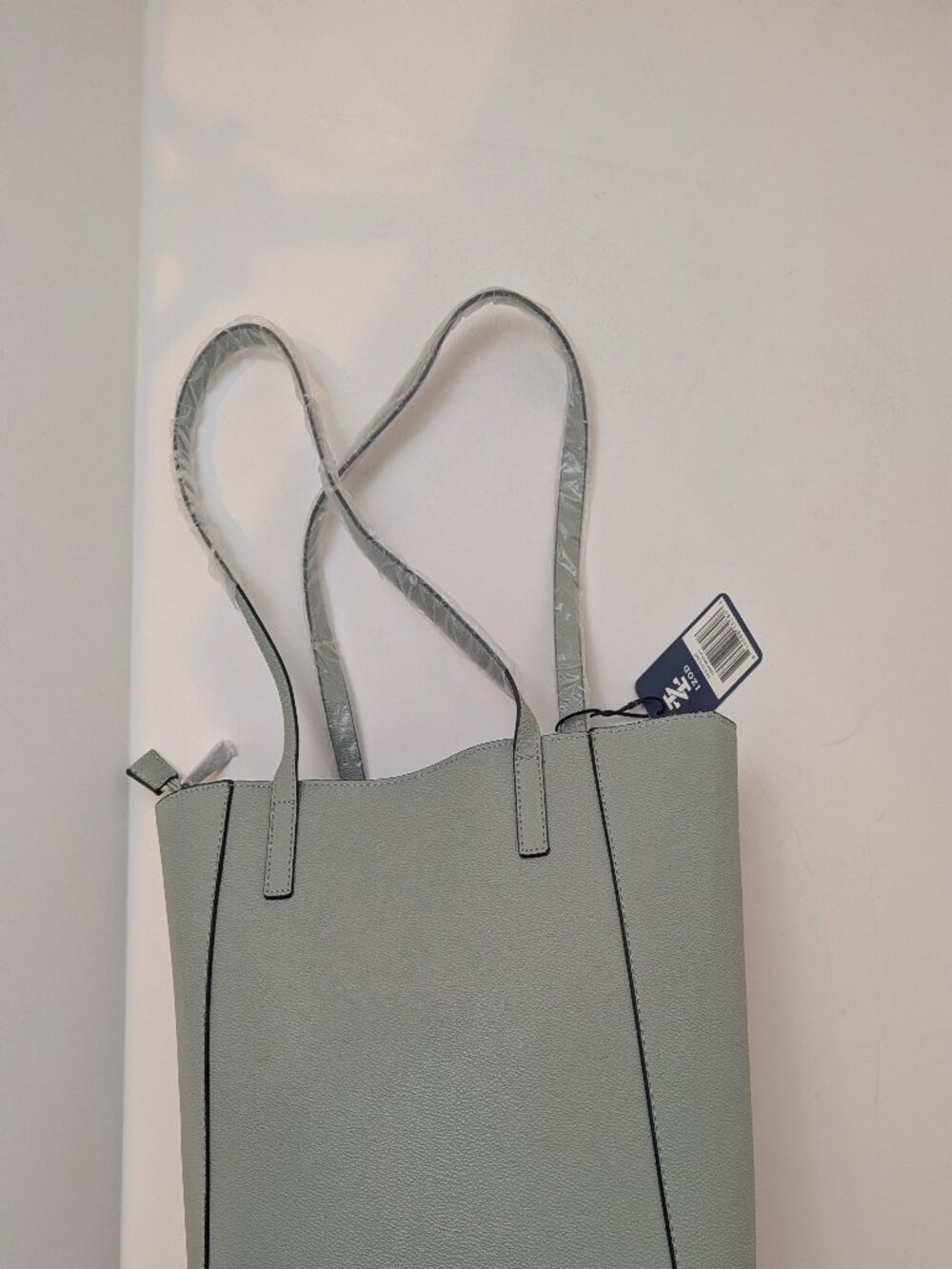 NWT IZOD Sage Green Tote Bag, 15" x 12.5" - Picture 3 of 3